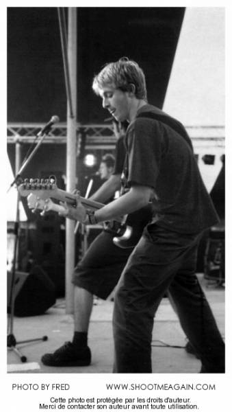 Naked Legs à Ecaussines (Street Live Festival), le 19-09-2004, par Fred — 2 sur 4